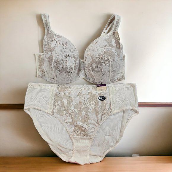 Cacique Intimates & Sleepwear Cacique Nwt Bra 4dd And Panty 2224